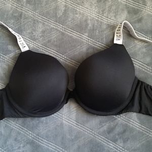 Victoria Secret Pushup Bra